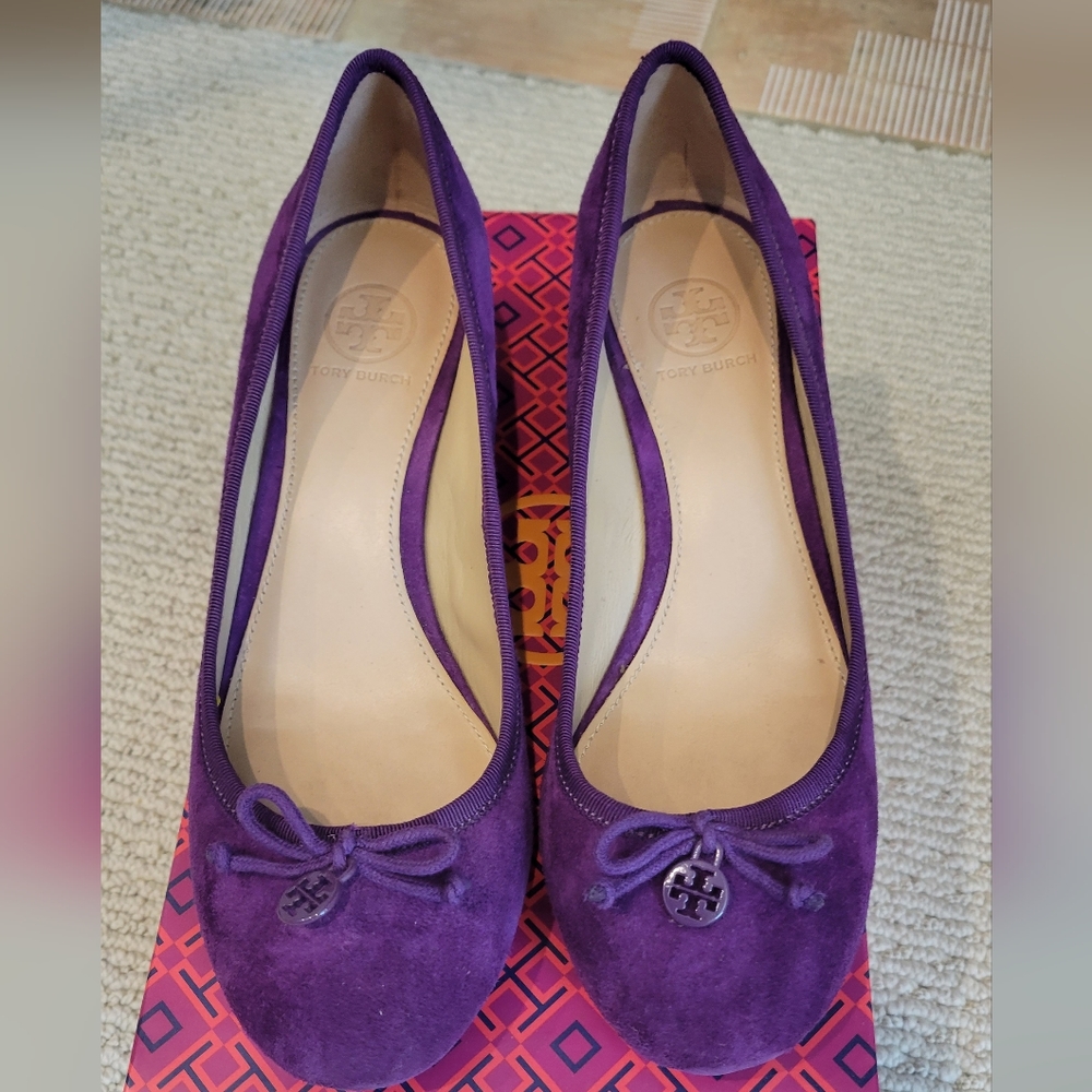 Tory Burch Chelsea Wedges